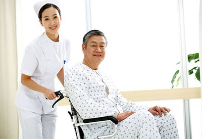 銀發浪潮下的溫情守護 現代養老服務與管理新篇章